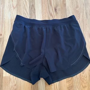 Lululemon Fast and Free short